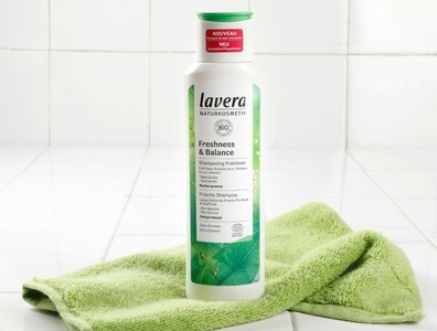 lavera Naturkosmetik, Bio Shampoo Frische & Balance für schnell fettendes Haar, 250ml, 