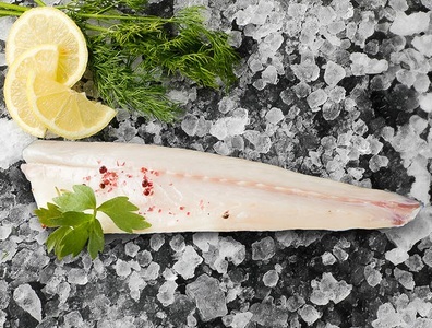 Nireus Aquaculture, Wolfsbarsch (Loup de Bar) Filet mit Haut, 2 Stück, ca. 150g, 