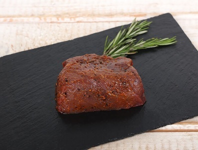 BIOLogisch, Bio Rindshuft geschnitten, mariniert, ca. 200g, 
