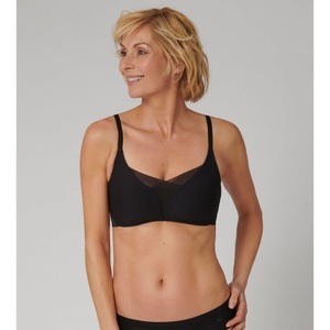 TRIUMPH, Bügelloser Bh, Wattiert Damen Schwarz 2, TRIUMPH SHAPE SMART BH ohne Bügel, gefüttert in schwarz