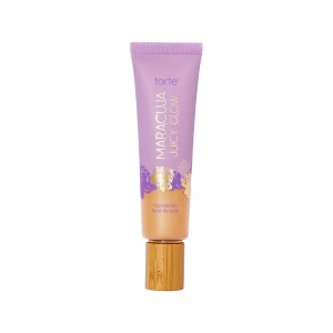 Tarte, Maracuja Juicy Glow Skin Tint Foundation Damen S light-medium sand 30ml, tarte - Maracuja Juicy Glow Skin Tint Foundation, 30 ml, S light-medium sand