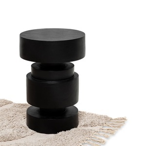 Manor, Hocker Hocker, 