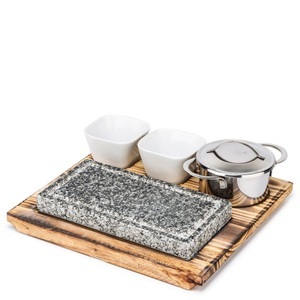 Nouvel, Nouvel Hot-Stone Set aus Pinienholz FSC 6-tlg 29.5 x 30 cm, Nouvel Hot-Stone Set aus Pinienholz FSC 6-tlg 29.5 x 30 cm