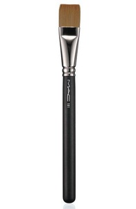 MAC, MAC 191 Paint Brush 191 - Paint Brush Concealerpinsel, M·A·C Tools - Square Foundation Brush 191