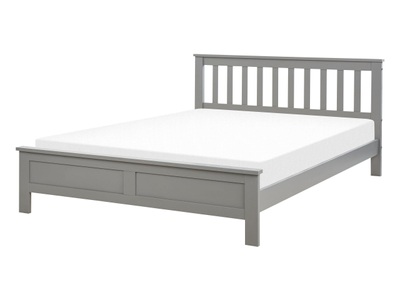 Beliani, Bett mit Lattenrost aus Kiefernholz Klassisch MAYENNE Bett mit Lattenrost aus Kiefernholz Klassisch MAYENNE