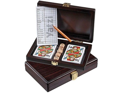 Philos, Spiele Kartenset Rommé mit Yatzi, Philos 6657 - Kartenset Rommé, mit Würfel, mit Yatzi, in Holzbox, Spieleset