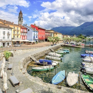 SMARTBOX, Urlaub In Tessin: 2 Übernachtungen In Einer Charmanten Unterkunft Mit Frühstück - Geschenkbox Unisex, Urlaub in Tessin: 2 Übernachtungen in einer charmanten Unterkunft mit Frühstück