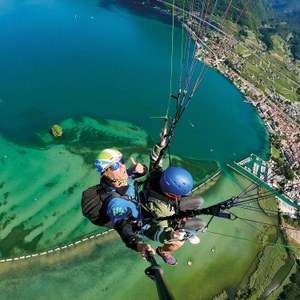 SMARTBOX, Gleitschirmflug Über Dem Grammont: Adrenalinrausch Mit Erinnerungsfotos Und Video - Geschenkbox Unisex, Gleitschirmflug über dem Grammont: Adrenalinrausch mit Erinnerungsfotos und Video