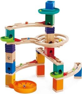 Hape, Hape Murmelbahn QUADRILLA CLIFFHANGER 94-teilig aus Holz, Hape Kugelbahn »Quadrilla: Cliffhang«, (94 tlg.)