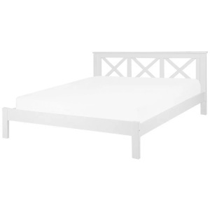 Beliani, Beliani Holzbett weiss Lattenrost 180 x 200 cm TANNAY, Beliani - Bett mit Lattenrost aus Kiefernholz Klassisch TANNAY, 180x200 cm, Weiss Bunt