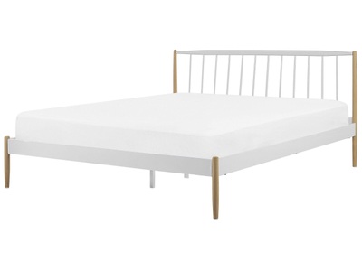 Beliani, Bett mit Lattenrost aus Metall Klassisch MAURS Bett mit Lattenrost aus Metall Klassisch MAURS