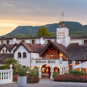SMARTBOX, Am Ufer Des Vierwaldstättersees: 1 Traumnacht Im 4* Schloss-hotel - Geschenkbox Unisex, Am Ufer des Vierwaldstättersees: 1 Traumnacht im 4* Schloss-Hotel