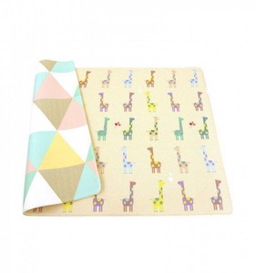 Baby Care, BABY CARE Spielmatte medium Giraffe in Love 185x125 cm, BabyCare Spielmatte »Giraffe in Love, 185 x 125 cm«