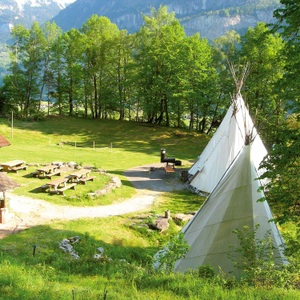 SMARTBOX, Magische Momente: 2 Nächte In Einem Authentischen Tipi-zelt - Geschenkbox Unisex, Magische Momente: 2 Nächte in einem authentischen Tipi-Zelt