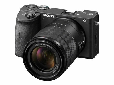Sony, Sony Alpha 6600 Body + E 18-135mm F3.5-5.6 OSS - Systemkamera (Fotoauflösung: 24.2 MP) Schwarz, SONY, spiegellos, Sony Alpha 6600 Kit 18-135mm F3.5-5.6, Produkte & Wohnen
