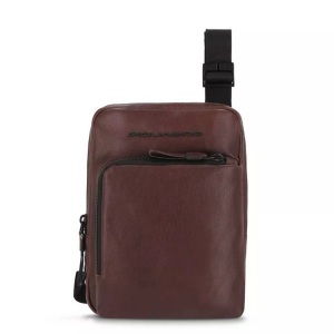 Piquadro, Umhängetasche mit iPad®mini-Fach in dunkelbraun, Piquadro - Umhängetasche mit iPad®mini-Fach, für Damen, Braun