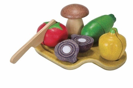 Plan Toys, Plan Toys Holz-Spielzeug GEMÜSE MIT SCHNEIDEBRETT 7-teilig, 
