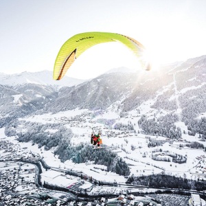 SMARTBOX, 1 Gleitschirm-tandemflug In 20 Minuten Über Die Schweizer Alpen Für 1 Person - Geschenkbox Unisex, 1 Gleitschirm-Tandemflug in 20 Minuten über die Schweizer Alpen für 1 Person