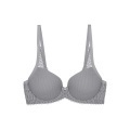 TRIUMPH, Triumph Bügel-BH »Aura Spotlight T«, moderne Spitze, weich, elastisch, leicht gepolstert, Spacer-Cups