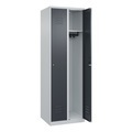 CP, C+P Spind Classic PLUS, 2 Abteile, lichtgrau / grau, B 600 mm, mit Bodengleitern, Zylinderschloss
