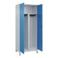 CP, C+P PSA Doppel-Spind Classic PLUS, Füsse, 2 Abteile, HxBxT 1.950 x 800 x 500 mm, lichtgrau, lichtblau, Zylinderschloss