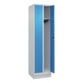 CP, C+P Spind Classic PLUS, Sockel, 2 Abteile, HxBxT 1.950 x 500 x 500 mm, lichtgrau, lichtblau, Zylinderschloss, ohne Mitteltrennwand