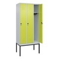 CP, C+P Spind Classic PLUS, Gestell, 3 Abteile, HxBxT 2.120 x 900 x 500 mm, lichtgrau, clowngrün, für Vorhängeschloss, ohne Mitteltrennwand