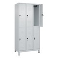 CP, C+P Doppelstock-Spind Classic PLUS, 3 Abteile, lichtgrau, HxB 1950 x 900 mm, mit Füßen, Drehriegel