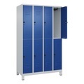 CP, C+P Doppelstock-Spind Classic PLUS, 4 Abteile, lichtgrau / enzianblau, HxB 1950 x 1200 mm, mit Füßen, Drehriegel