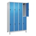 CP, C+P Doppelstock-Spind Classic PLUS, 4 Abteile, lichtgrau / lichtblau, HxB 1950 x 1200 mm, mit Füßen, Drehriegel