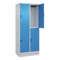 CP, C+P Doppelstock-Spind Classic PLUS, 2 Abteile, lichtgrau / lichtblau, HxB 1950 x 800 mm, mit Bodensockel, Drehriegel