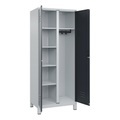 CP, C+P Putzmittelspind Classic PLUS, 1 Abteil, Trennwand mittig, lichtgrau / grau, B 800 mm, mit Füßen, Drehriegel