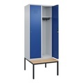 CP, C+P Spind Classic PLUS Sitzbank, 2 Abteile, lichtgrau / enzianblau, B 800 mm, Zylinderschloss, untergebaut, Buche-Hartholz