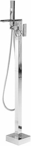 Beliani, Beliani Freistehende Badewannenarmatur Messing silber BOYOMA Badewanne, Beliani - Freistehende Badewannenarmatur aus Messing Modern BOYOMA, One Size, Antikes Silber
