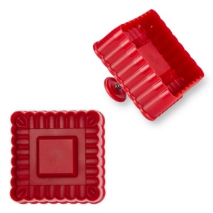 Städter, Städter Quadrat gewellt rot Ausstecher, Städter Quadrat 4.4 cm Präge-Ausstecher