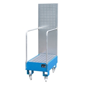 undefined, Fahrbare Auffangwanne mit Lochplattenwand 2 x 60-l-Fass stehend hintereinander, LxBxH 875 x 500 x 1685 mm lichtblau, Fahrbare Auffangwanne LPW 60-3, mit Lochplattenwand, aus Stahl, Kapazität 2 x 60-Liter Fass, blau