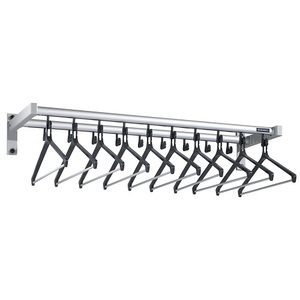office akktiv, office akktiv Wandgarderobe mit Hutablage, 19 Mantelhaken, 10 Kleiderbügel silber, eurokraft pro Wandgarderobe, mit Hutablage, 19 Mantelhaken, 10 Kleiderbügel, silber