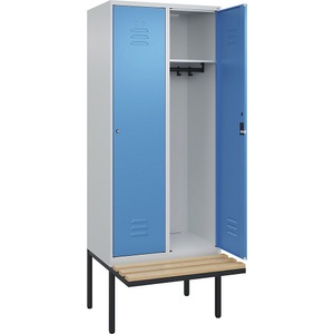 C+P Spind Classic PLUS Sitzbank, 2 Abteile, lichtgrau / lichtblau, B 800 mm, Zylinderschloss, auskragend, Buche-Hartholz