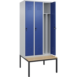C+P Spind Classic PLUS Sitzbank, 3 Abteile, mittig, lichtgrau / enzianblau, B 900 mm, Sicherheits-Drehriegel, untergebaut, Buche-Hartholz