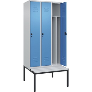 C+P Spind Classic PLUS Sitzbank, 3 Abteile, mittig, lichtgrau / lichtblau, B 900 mm, Sicherheits-Drehriegel, untergebaut, Kunststoff