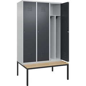 C+P Spind Classic PLUS Sitzbank, 3 Abteile, mittig, lichtgrau / grau, B 1200 mm, Zylinderschloss, untergebaut, Buche-Hartholz