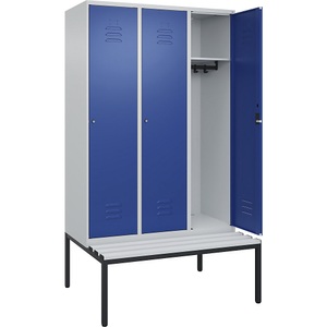 CP, C+P Spind Classic PLUS Sitzbank, 3 Abteile, lichtgrau / enzianblau, B 1200 mm, Zylinderschloss, untergebaut, Kunststoff