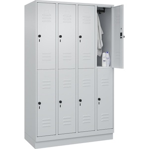 C+P Doppelstock-Spind Classic PLUS, 4 Abteile, lichtgrau, HxB 1950 x 1200 mm, mit Bodensockel, Drehriegel