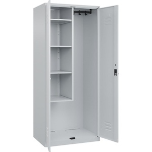 C+P Putzmittelspind Classic PLUS, 1 Abteil, Trennwand mittig, verkürzt, lichtgrau, B 800 mm, mit Bodengleitern, Drehriegel