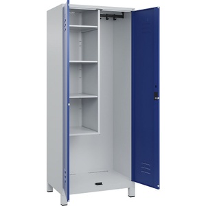 C+P Putzmittelspind Classic PLUS, 1 Abteil, Trennwand mittig, verkürzt, lichtgrau / enzianblau, B 800 mm, mit Füßen, Zylinderschloss