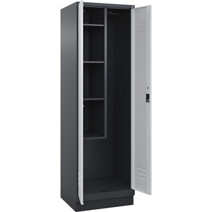 C+P Putzmittelspind Classic PLUS, 1 Abteil, Trennwand mittig, verkürzt, grau, B 600 mm, mit Bodensockel, Zylinderschloss