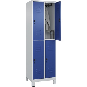 C+P Doppelstock-Spind Classic PLUS, 2 Abteile, lichtgrau / enzianblau, HxB 1950 x 600 mm, mit Füßen, Drehriegel