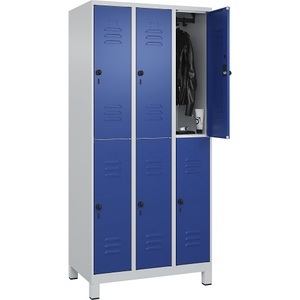 CP, C+P Doppelstock-Spind Classic PLUS, 3 Abteile, lichtgrau / enzianblau, HxB 1950 x 900 mm, mit Füßen, Drehriegel