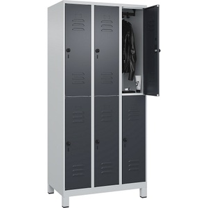 C+P Doppelstock-Spind Classic PLUS, 3 Abteile, lichtgrau / grau, HxB 1950 x 900 mm, mit Füßen, Drehriegel