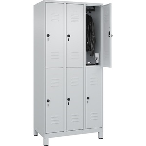 C+P Doppelstock-Spind Classic PLUS, 3 Abteile, lichtgrau, HxB 1950 x 900 mm, mit Füßen, Drehriegel
